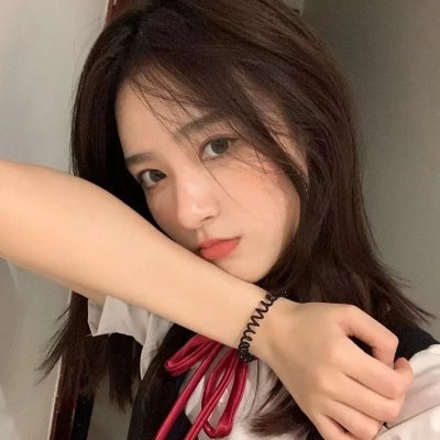 愿郎再吻妾朱唇